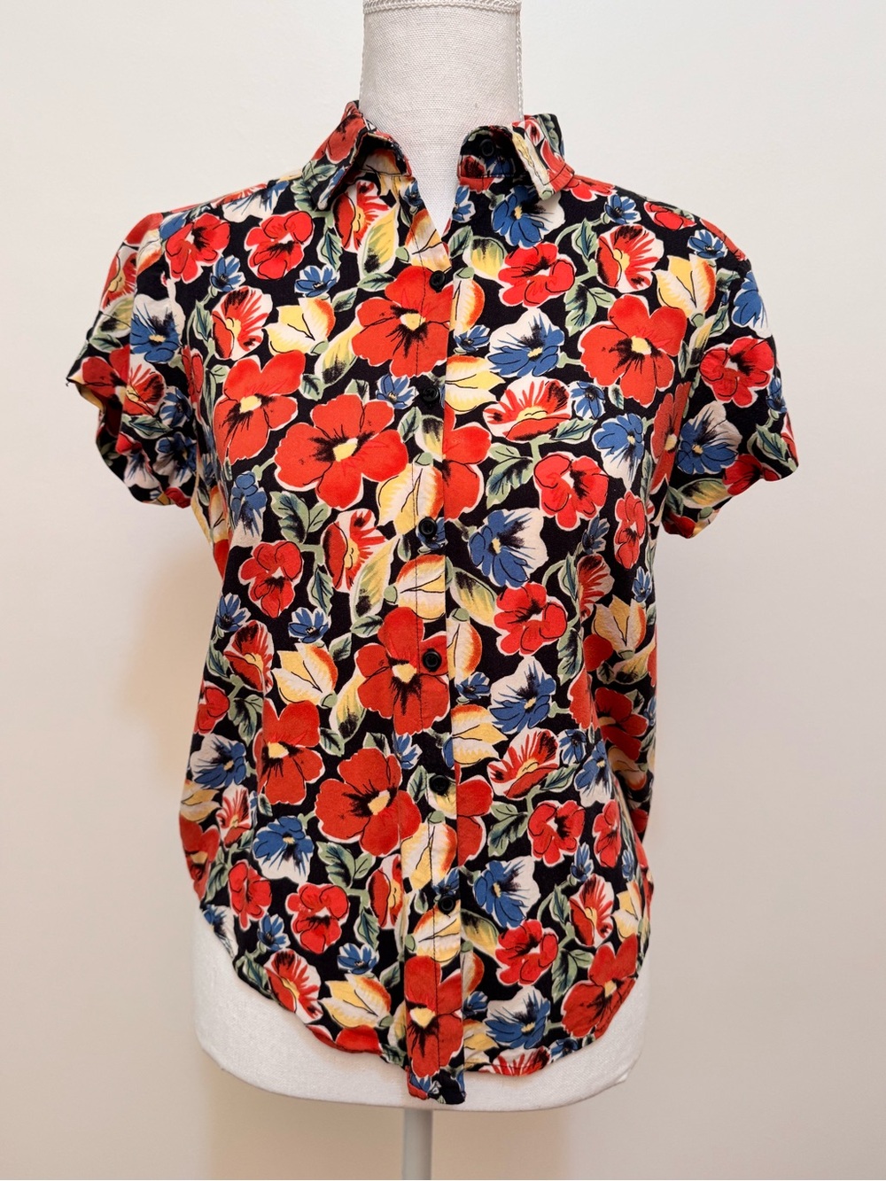 XS Vintage Floral Rayon Button Down Shirt Short Sleeve 90s Y2K